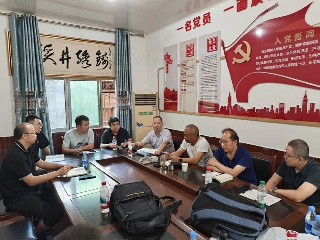 公司領(lǐng)導(dǎo)到S502宣漢縣金埡至萬源市井溪段公路工程勘察設(shè)計(jì)項(xiàng)目調(diào)研指導(dǎo)